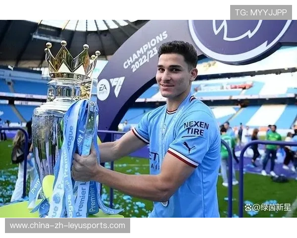 曼城阿尔瓦雷斯前插速度极快